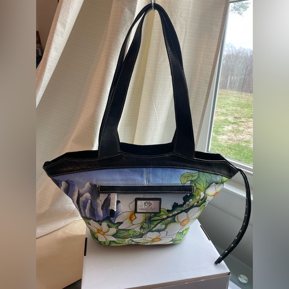 Sharif 100% Leather NWT Shoulder Bag Hand Painted Floral Flowers - Picture 3 of 17